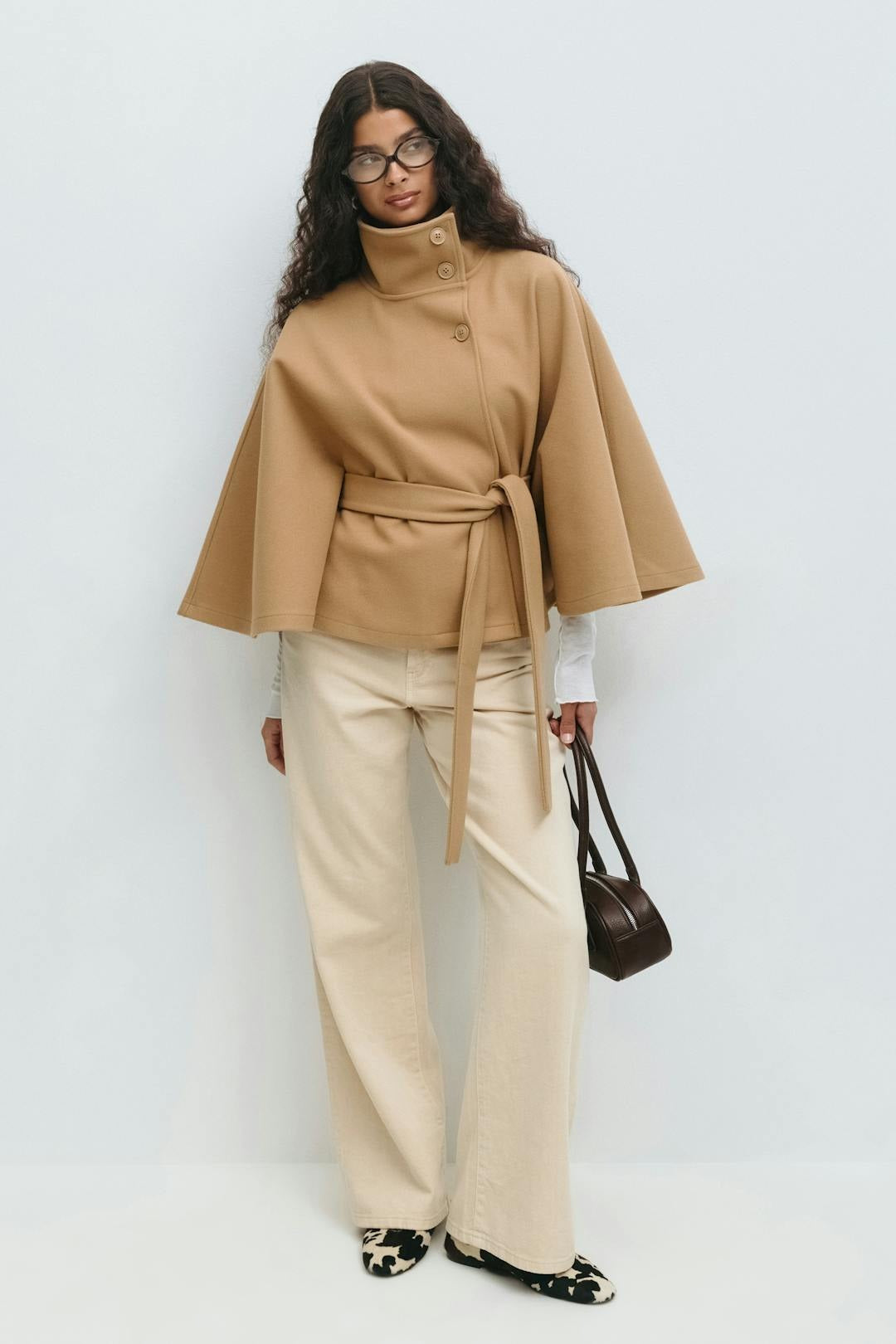 Belt cape jacket